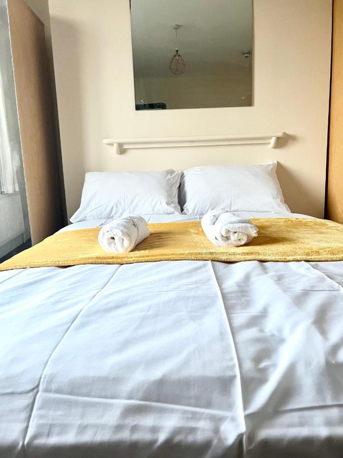 Aldgate Holiday Rooms لندن المظهر الخارجي الصورة