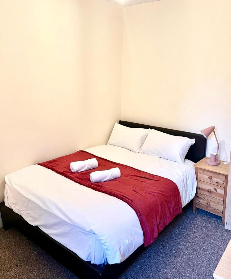 Aldgate Holiday Rooms لندن المظهر الخارجي الصورة