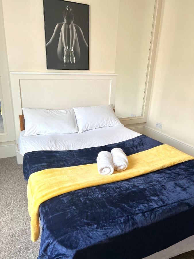 Aldgate Holiday Rooms لندن المظهر الخارجي الصورة
