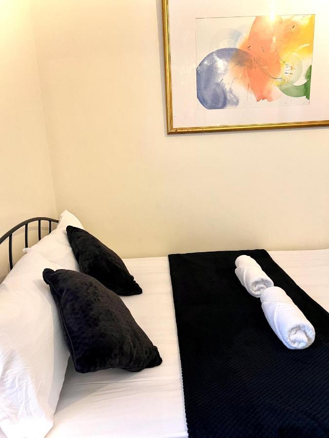 Aldgate Holiday Rooms لندن المظهر الخارجي الصورة
