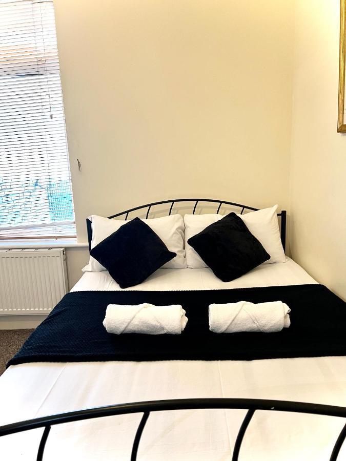Aldgate Holiday Rooms لندن المظهر الخارجي الصورة
