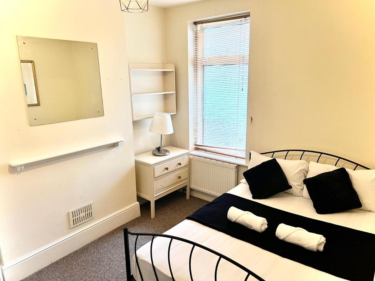 Aldgate Holiday Rooms لندن المظهر الخارجي الصورة